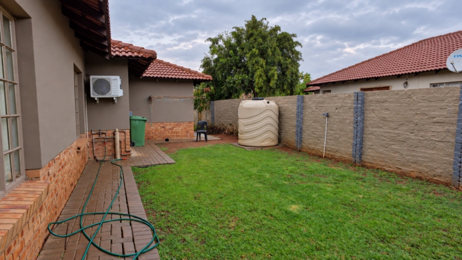3 Bedroom Property for Sale in Waterkloof East North West